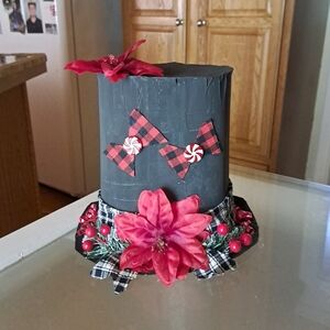Christmas top hat 10" tall 12 " wide ( handmade) + free homemade gift